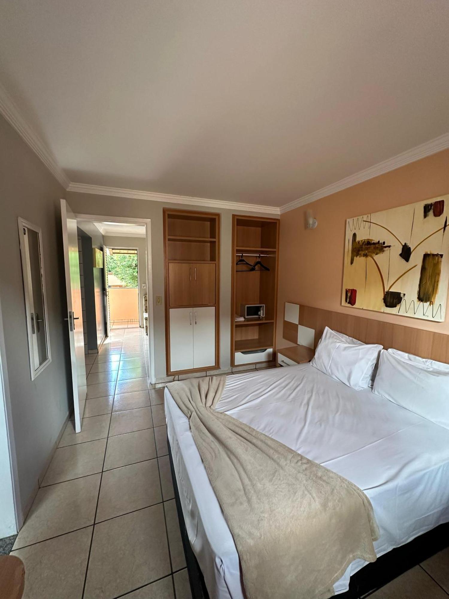 Apartment Nobreza Fiori Turismo Em Diroma Fiori Sem Roupas De Cama Banho E Refeicoes A Serem Contratadas Separadamente Da Reserva